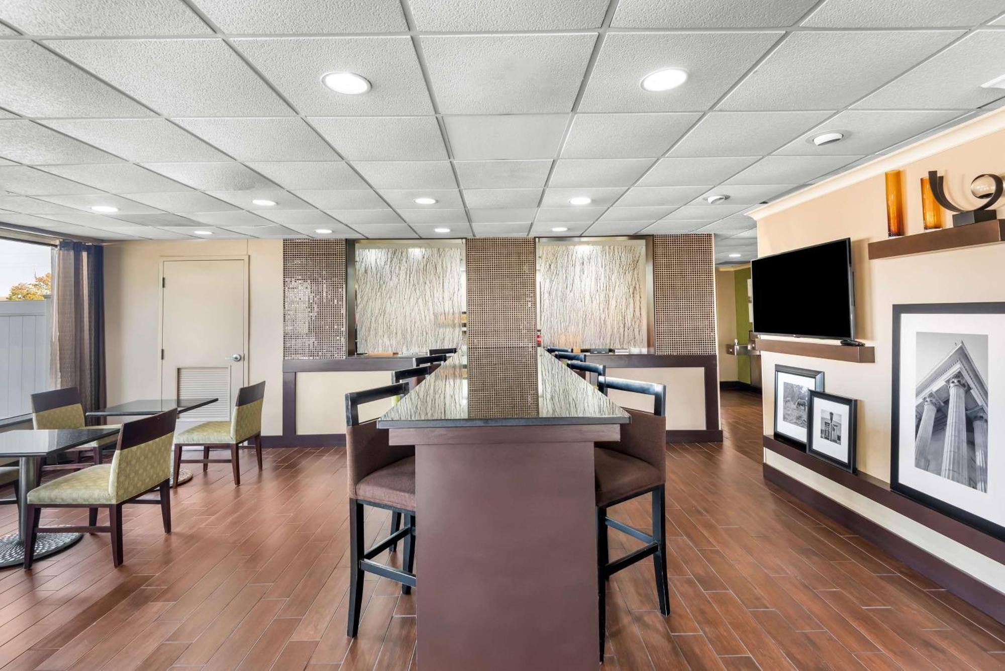 Hampton Inn Indianapolis Northeast/Castleton Extérieur photo